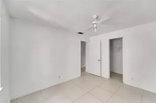 9182 NW 40th St, Coral Springs, FL 33065 - Photo 14