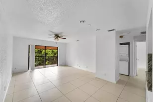 9182 NW 40th St, Coral Springs, FL 33065 - Photo 10