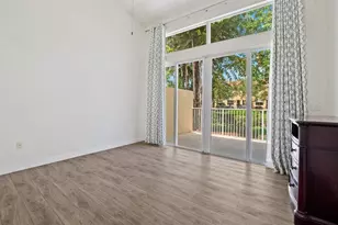 816 W Village Cir, Davie, FL 33325 - Photo 12