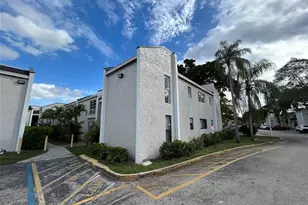 4463 Treehouse Ln, Tamarac, FL 33319 - Photo 2