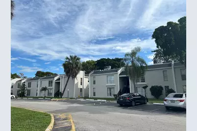 4463  Treehouse Ln, Unit #H, Tamarac, FL 33319 - Photo 1