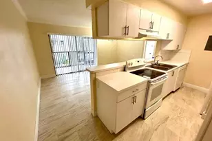 4463 Treehouse Ln, Tamarac, FL 33319 - Photo 14