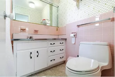 1300 SE 7th Ct, Deerfield Beach, FL 33441 - Photo 12