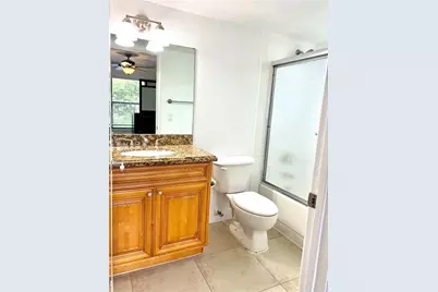 1681  Balfour Point Dr, Unit #F, West Palm Beach, FL 33411 - Photo 2