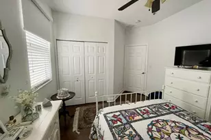 817 SW 147th Ave, Pembroke Pines, FL 33027 - Photo 24