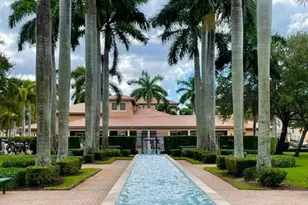 817 SW 147th Ave, Pembroke Pines, FL 33027 - Photo 2