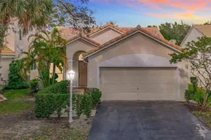 7657 Sanctuary Dr, Coral Springs, FL 33065 - Photo 4