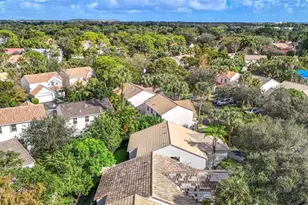 7657 Sanctuary Dr, Coral Springs, FL 33065 - Photo 30