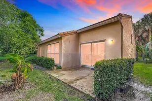 7657 Sanctuary Dr, Coral Springs, FL 33065 - Photo 6