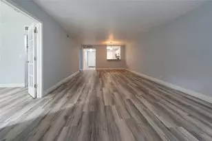 6061 N Falls Cir Dr, Lauderhill, FL 33319 - Photo 8