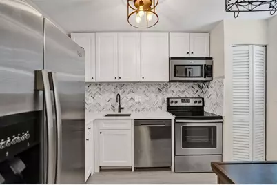 5300 NE 24th Ter, Unit #201 C, Fort Lauderdale, FL 33308 - Photo 8