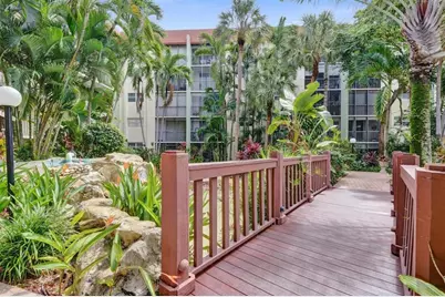 5300 NE 24th Ter, Unit #201 C, Fort Lauderdale, FL 33308 - Photo 4