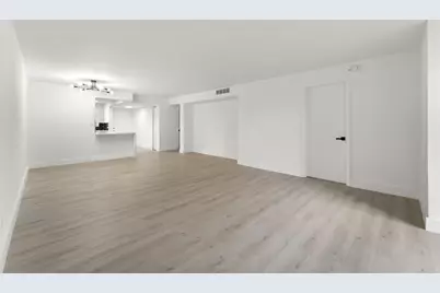 441 NE 195th St, Unit #302, Miami, FL 33179 - Photo 4