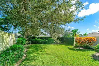 4186  Royal Oaks Dr, Palm Beach Gardens, FL 33410 - Photo 36