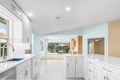 4186  Royal Oaks Dr, Palm Beach Gardens, FL 33410 - Photo 18