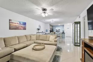 395 Bennington Ln, Lake Worth, FL 33467 - Photo 12
