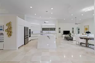 2534 Golf View Dr, Weston, FL 33327 - Photo 10