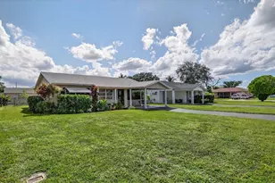 9806 NW 71st St, Tamarac, FL 33321 - Photo 30