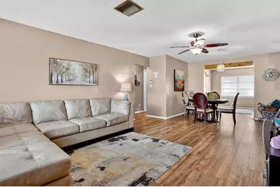 9806 NW 71st St, Tamarac, FL 33321 - Photo 6