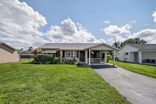 9806 NW 71st St, Tamarac, FL 33321 - Photo 2