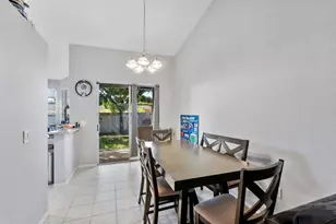 7520 S Aragon Blvd, Sunrise, FL 33313 - Photo 12