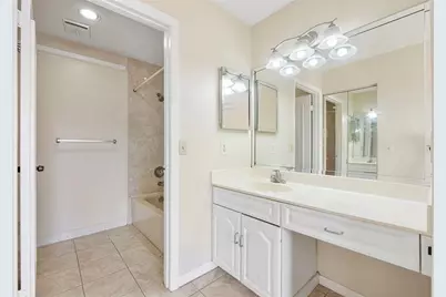 967  Coral Club Dr, Unit #967, Coral Springs, FL 33071 - Photo 18