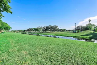 967  Coral Club Dr, Unit #967, Coral Springs, FL 33071 - Photo 22