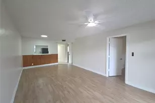 7901 S Colony Cir, Tamarac, FL 33321 - Photo 6