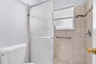 6870 Royal Palm Blvd, Margate, FL 33063 - Photo 10