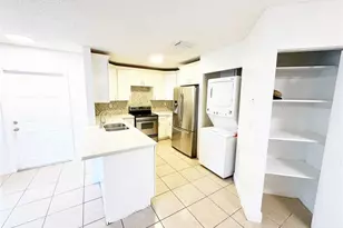 1136 NW 5th Ct, Fort Lauderdale, FL 33311 - Photo 4