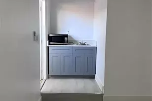 1136 NW 5th Ct, Fort Lauderdale, FL 33311 - Photo 20