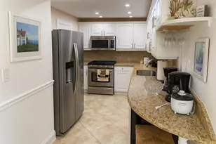 801 S Ocean Dr, Hollywood, FL 33019 - Photo 4