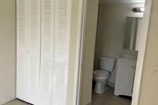 704 Meadows Cir, Boynton Beach, FL 33436 - Photo 12