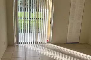 704 Meadows Cir, Boynton Beach, FL 33436 - Photo 10