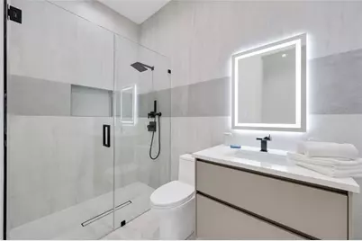 8795  Valencia Ct, Parkland, FL 33067 - Photo 28