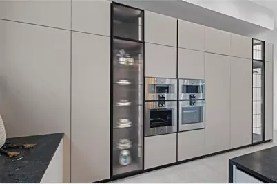 8795  Valencia Ct, Parkland, FL 33067 - Photo 10