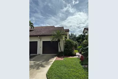 3024  Lucerne Park Dr, Greenacres, FL 33467 - Photo 1