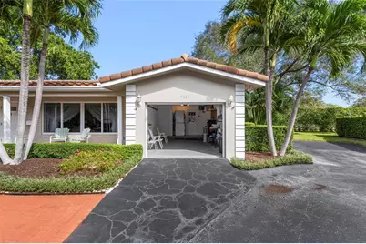7237 E Tropical Way, Plantation, FL 33317 - Photo 48