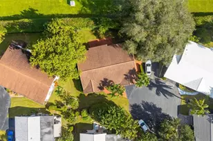 7237 E Tropical Way, Plantation, FL 33317 - Photo 70