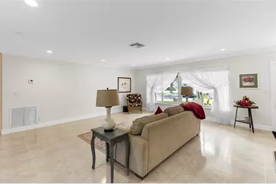 7237 E Tropical Way, Plantation, FL 33317 - Photo 16