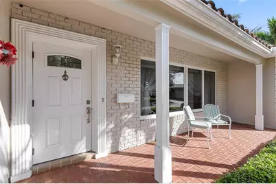 7237 E Tropical Way, Plantation, FL 33317 - Photo 2