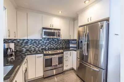 9871 NW 2nd Court, Plantation, FL 33324 - Photo 2