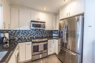 9871 NW 2nd Ct, Plantation, FL 33324 - Photo 2