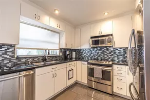 9871 NW 2nd Ct, Plantation, FL 33324 - Photo 6