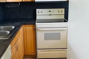 5111 W Oakland Park Blvd, Lauderdale Lakes, FL 33313 - Photo 1