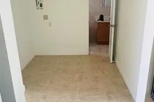 5111 W Oakland Park Blvd, Lauderdale Lakes, FL 33313 - Photo 6