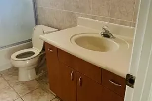 5111 W Oakland Park Blvd, Lauderdale Lakes, FL 33313 - Photo 12