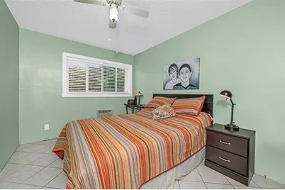 1000 SW 11th Ave, Unit #2E, Hallandale Beach, FL 33009 - Photo 18