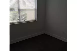 675 84th St, Miami Beach, FL 33141 - Photo 14