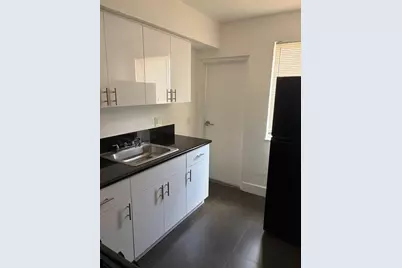 675  84 St, Unit #2, Miami Beach, FL 33141 - Photo 8